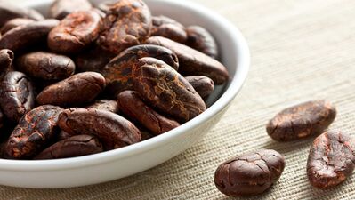 Çatlayan dudaklara kakao