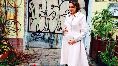 Meryem Uzerli bebeği ile ilk kez!