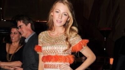 Püsküllü yılbaşı elbiseleri