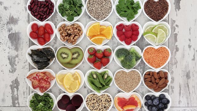 Bağışıklık sisteminizi bu yiyeceklerle koruyun