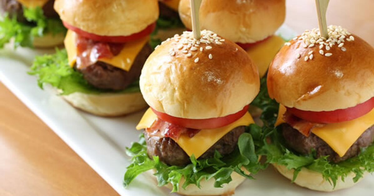 Atıştırmalık mini burgerler