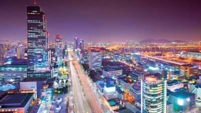 Seul'de müzik ve dans dolu bir gece