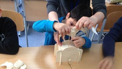 Çocuklara ahşap atölyesi