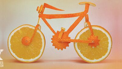 Meyve ve sebzelerle yapılmış objeler