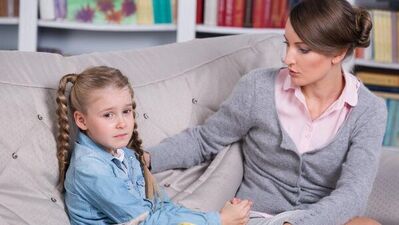 Poposuna tokat atılan çocuk "hayır" diyemiyor!