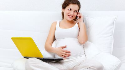 Hamileler 'cep'le uzun konuşmamalı!