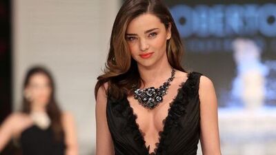 Miranda 3 milyon $'lık kolyeyi tanıttı