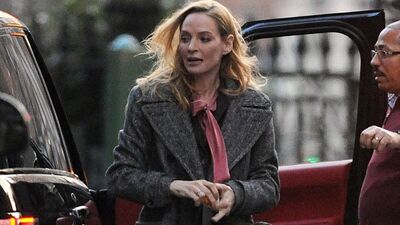 Uma Thurman gribe karşı C vitamini tüketiyor
