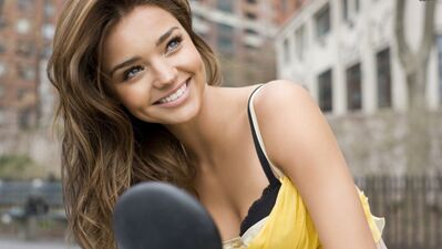 Miranda Kerr'den normal doğum tavsiyesi