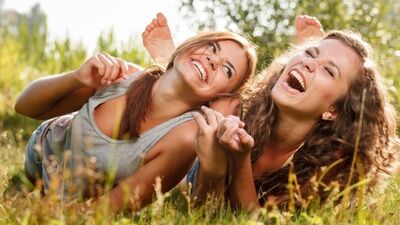 Her kadının ihtiyacı olan 8 arkadaş tipi