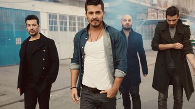 Kolpa: "Biz aşkı Sezen'den öğrendik"