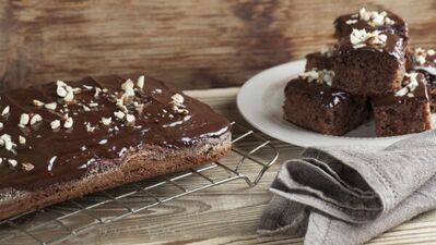 Sıcacık fındıklı browni