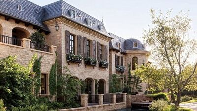 Ünlü yıldızın rüya gibi evi!