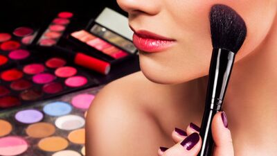 Allık sürerken nelere dikkat etmeliyiz?