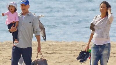 Bruce Willis kızı ile tatilde