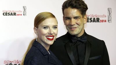 Scarlett Johansson hamile mi?