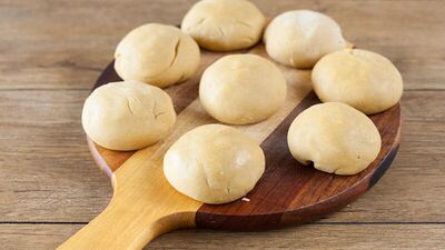 Sıcacık top ekmekler