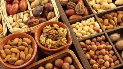 Sağlık deposu kuruyemişler