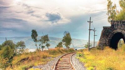 Balayında nostaljik tren yolculuğu