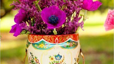 Vintage kutulardan şık saksılar