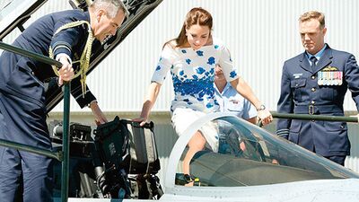 Düşes Catherine kokpitte