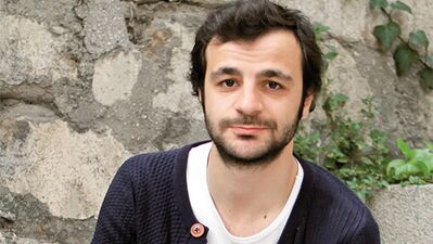 Güven Murat Akpınar: 'Oyuncunun gönlü yalan söylemeye elvermemeli'