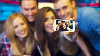 Selfie için 530 öneri geldi