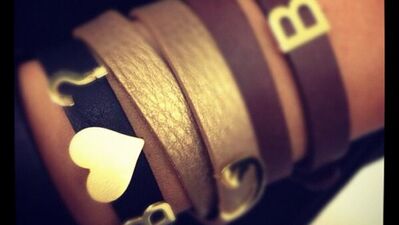 Burcu Esmersoy'un takıları...