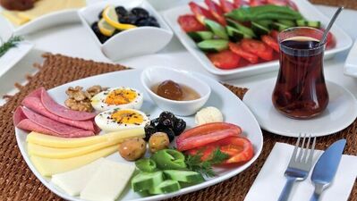 Sahursuz oruç kilo aldırıyor!