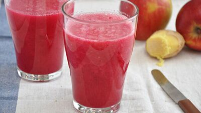 Meyveli karışımla serinleyin