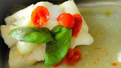 Domatesli mezgit balığı