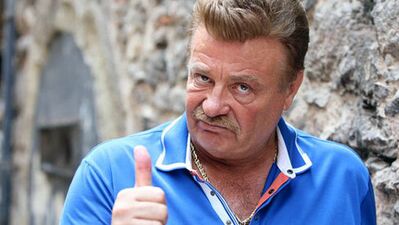 Nuri Alço: "İyi ki o rollerde oynamışım"