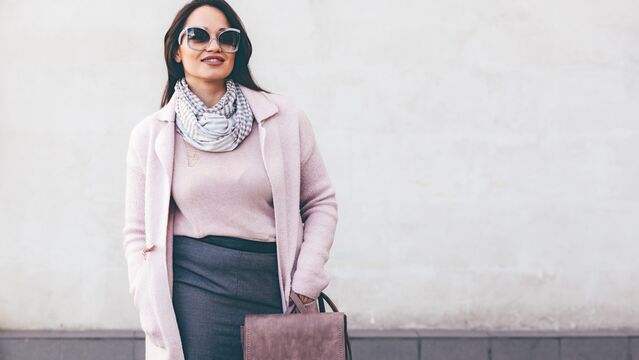 Göbekli kadınlar için giyinme tüyoları