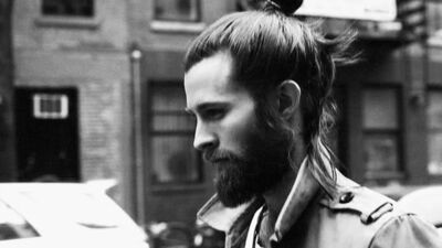 Erkeklik azaldı kafa güzelleşti!