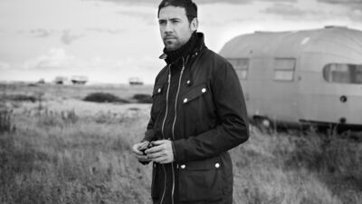 Adam Rayner ile göz göze...