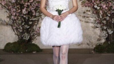 Kısa gelinlik modelleri...