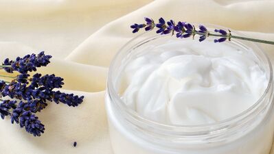 Kuru ciltler için lavantalı duş jeli