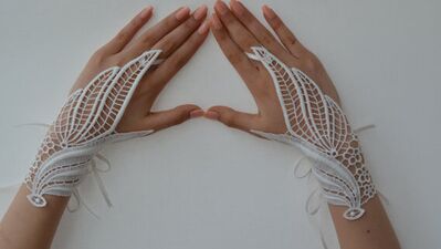 Dantel eldiven modası...