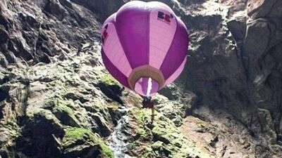 Mağarada balonla seyahat