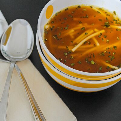 Naneli makarna çorbası