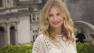 Cameron soyunmaktan utanmıyor