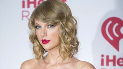 Taylor Swift hayranlarını evine topladı
