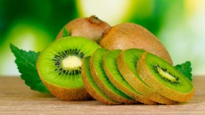 A ve C vitamini deposu kivinin faydaları