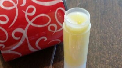 Evde dudak balmı nasıl yapılır?