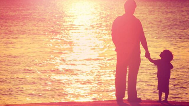 Korumacı ebeveynlerin çocukları özgüvensiz!