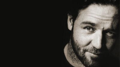 Russell Crowe tespihiyle İstanbul'a geliyor!