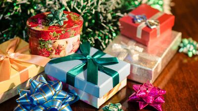 Yılbaşında arkadaşıma ne alabilirim?