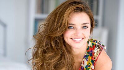 Miranda Kerr'e 100 bin dolarlık küpe