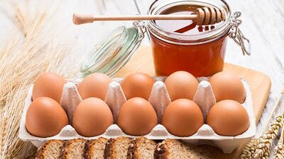 Kuru ciltlere önerimiz yumurtalı maske