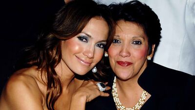 Jennifer Lopez: Annem kumarbaz!